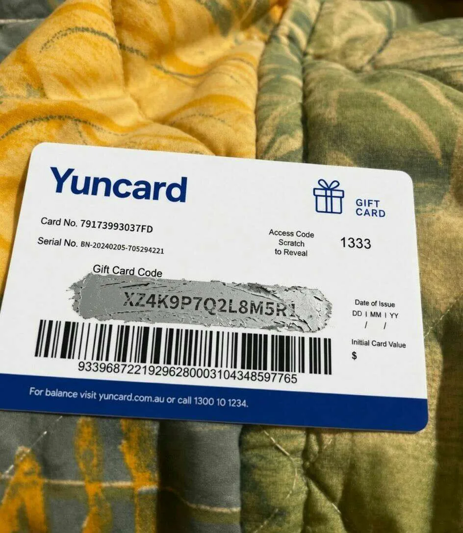 Yuncard scam gift card made to look like a genuine retail gift card